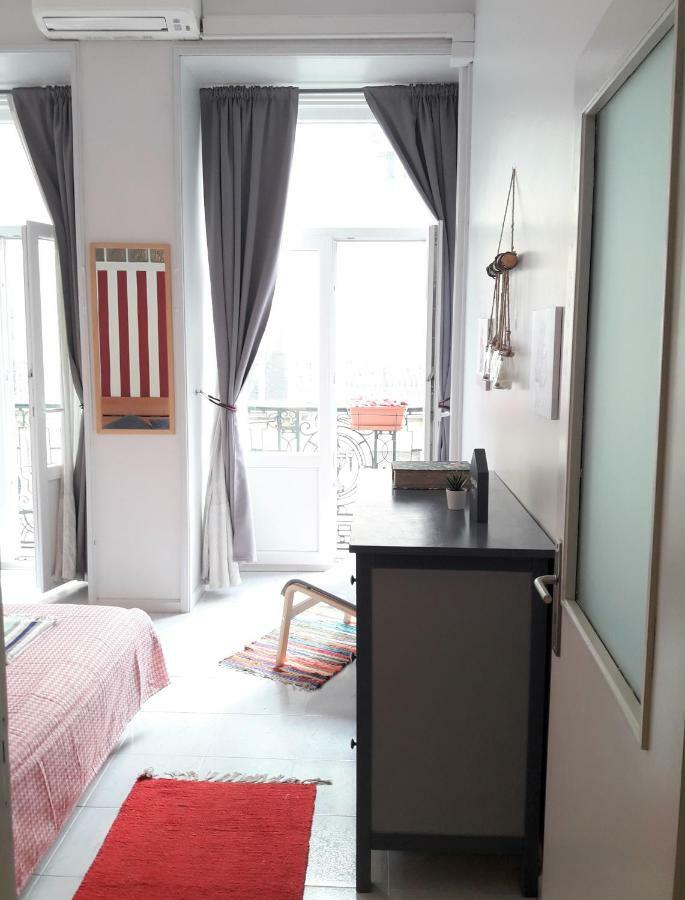 Apartemen 75 m² dengan 2 kamar tidur dan 1 kamar mandi pribadi di Kota Tua Porto Bagian luar foto